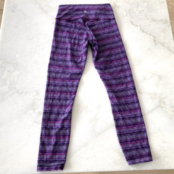 Lululemon High Times Pant / leggings / tights (size 6) 7/8 length, purple stripe - Picture 1 of 7